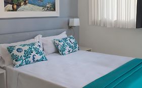 Villa Emanuel White